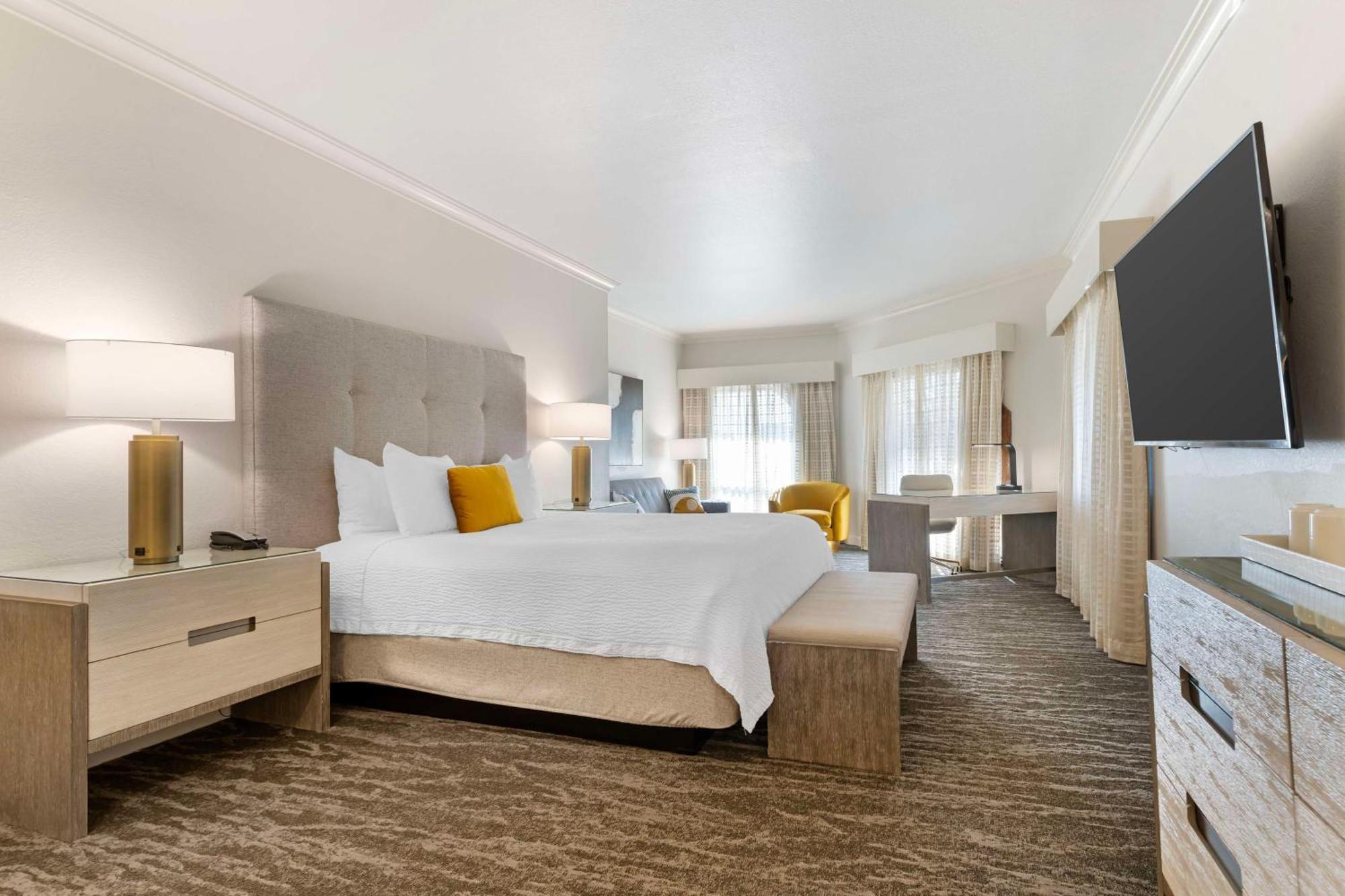 Best Western Plus Novato Oaks Inn Exterior photo