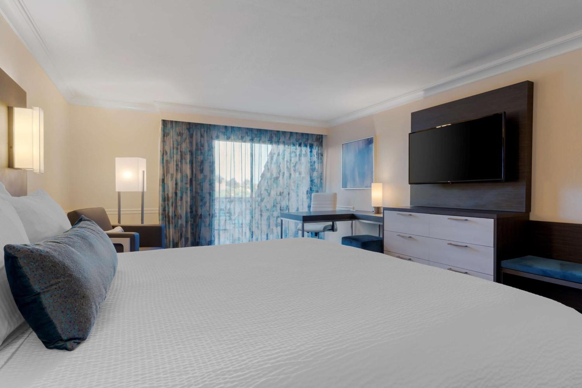 Best Western Plus Novato Oaks Inn Exterior photo